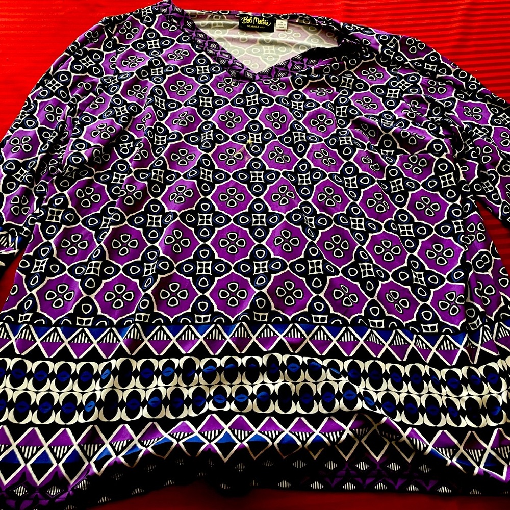 Pre-Owned Purple Bob Mackie Wearable Art Geometric Long Sleeve Knit Top
